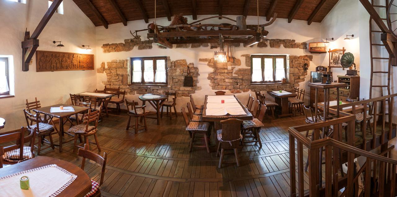 Farm Stay Cardaklije Kulen Vakuf Exterior foto